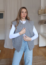 Load image into Gallery viewer, LUNA vesta