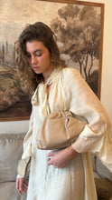 Load image into Gallery viewer, THE POUCH / Beige