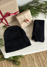 Load image into Gallery viewer, Vánoční set: čepice + rukavice alpaka