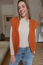 Load image into Gallery viewer, GIGI pletená vesta