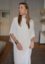 Load image into Gallery viewer, Přehoz trojúhelník