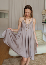 Load image into Gallery viewer, Flóra šaty krátké