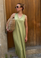 Load image into Gallery viewer, Šaty Athény - avokádo