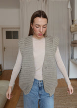 Load image into Gallery viewer, GIGI pletená vesta