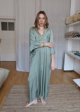 Load image into Gallery viewer, Bohémky - světlé khaki