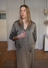 Load image into Gallery viewer, Mikina Sienna