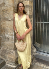 Load image into Gallery viewer, Šaty Athény - máslová žlutá