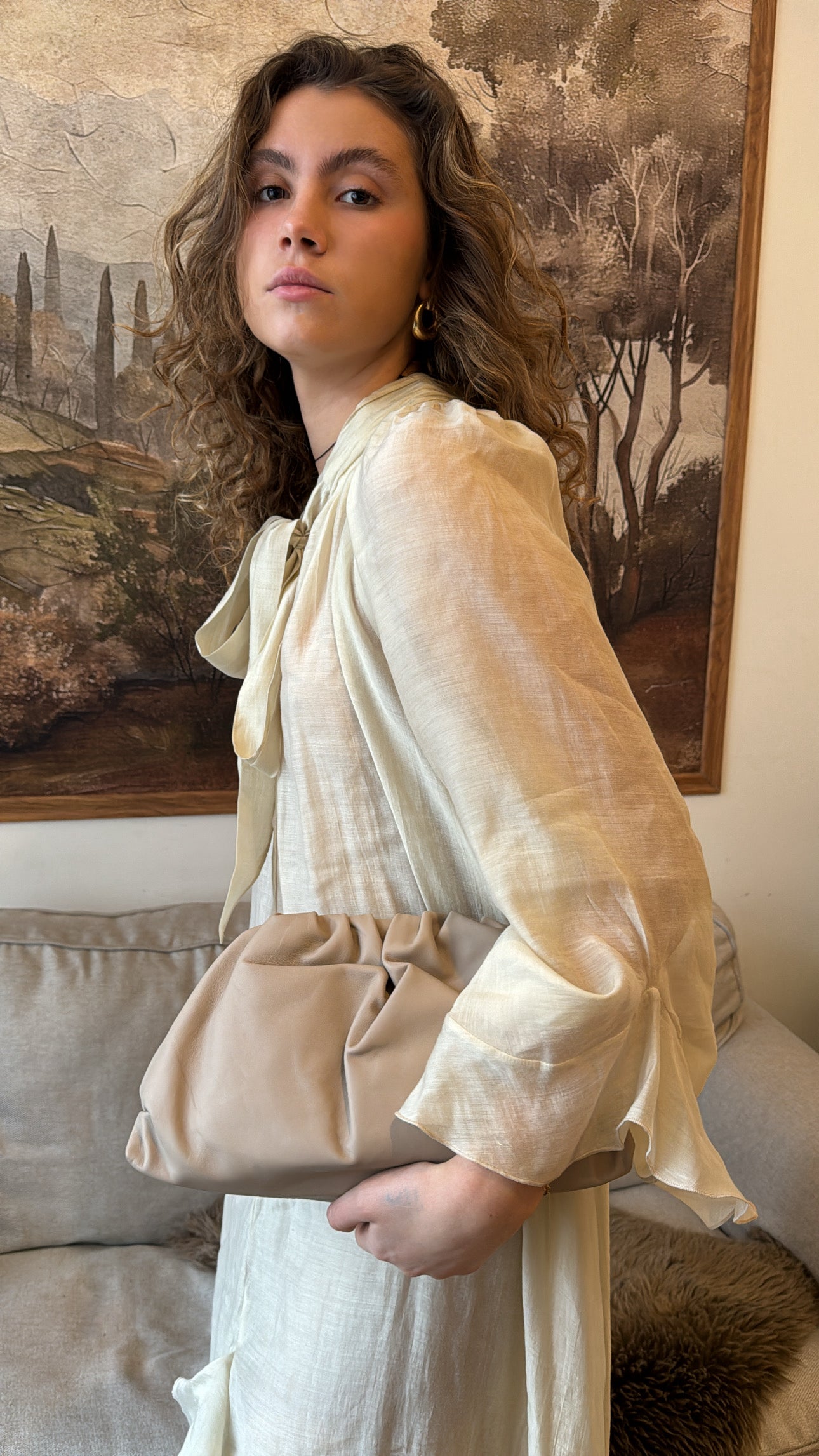 THE POUCH / Beige