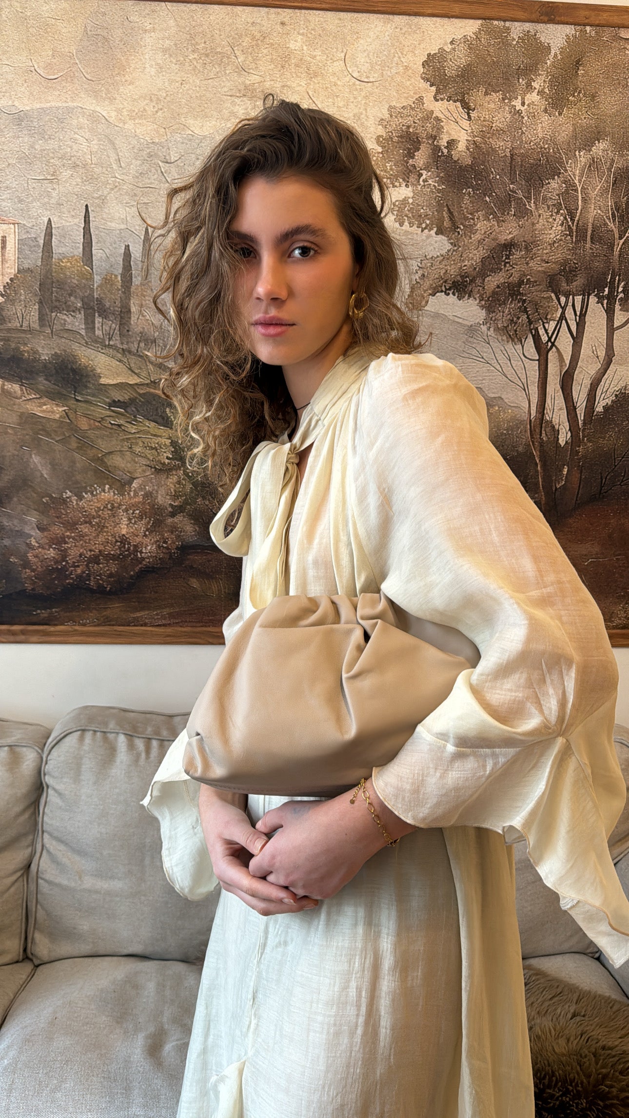 THE POUCH / Beige