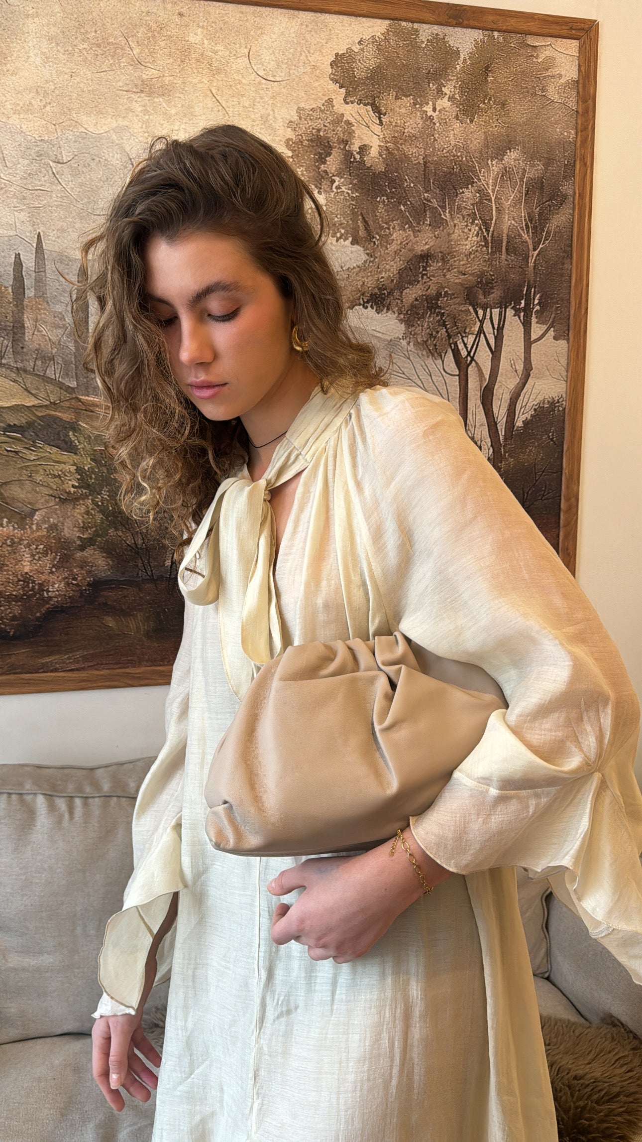 THE POUCH / Beige