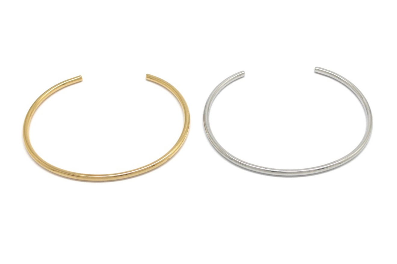 Náramek Bangle