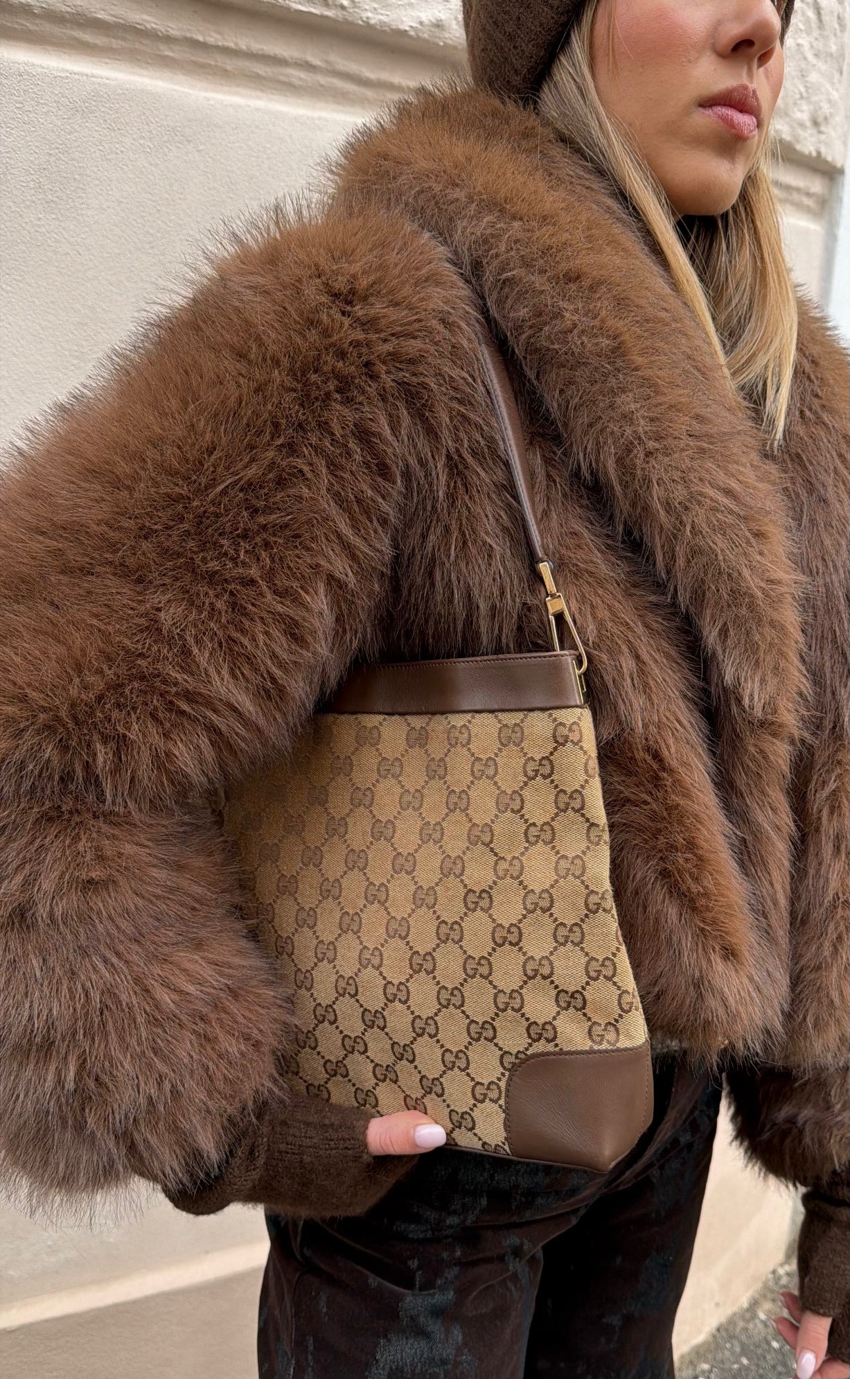 Gucci GG Canvas Shoulder