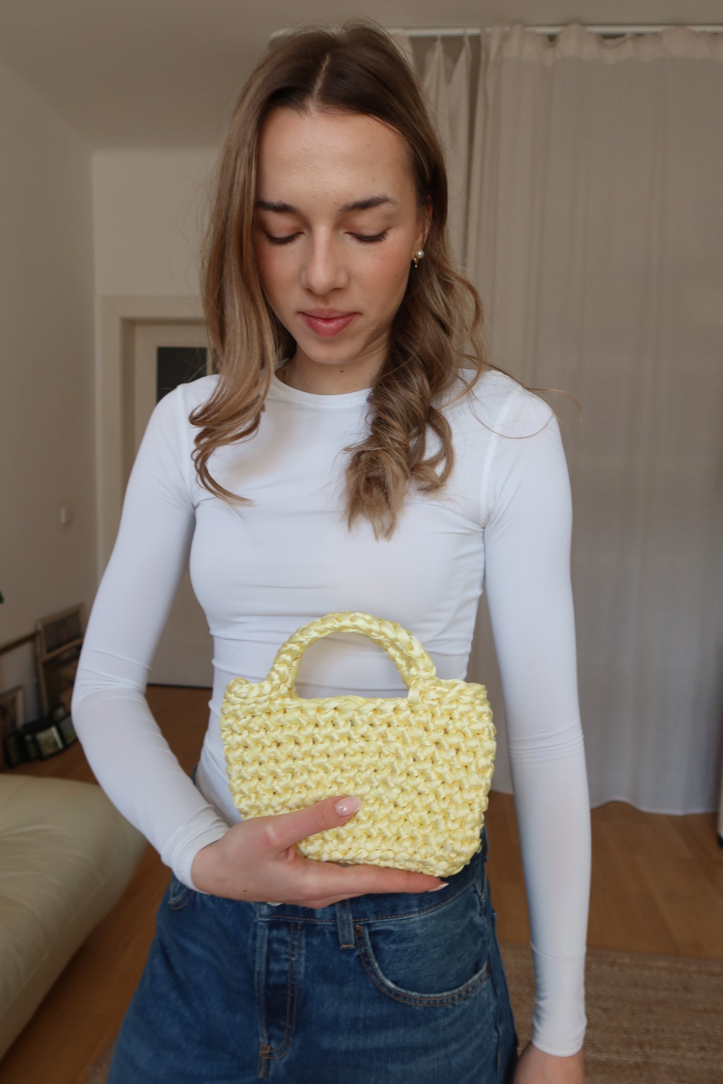 Crochet mini košík - žlutý
