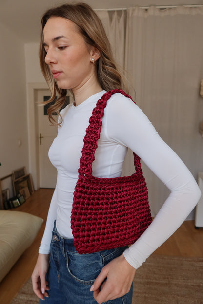 Crochet kabelka - červená