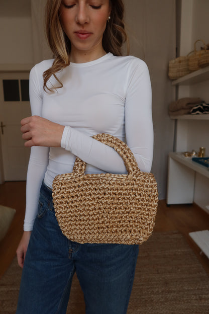 Crochet košík - zlatý