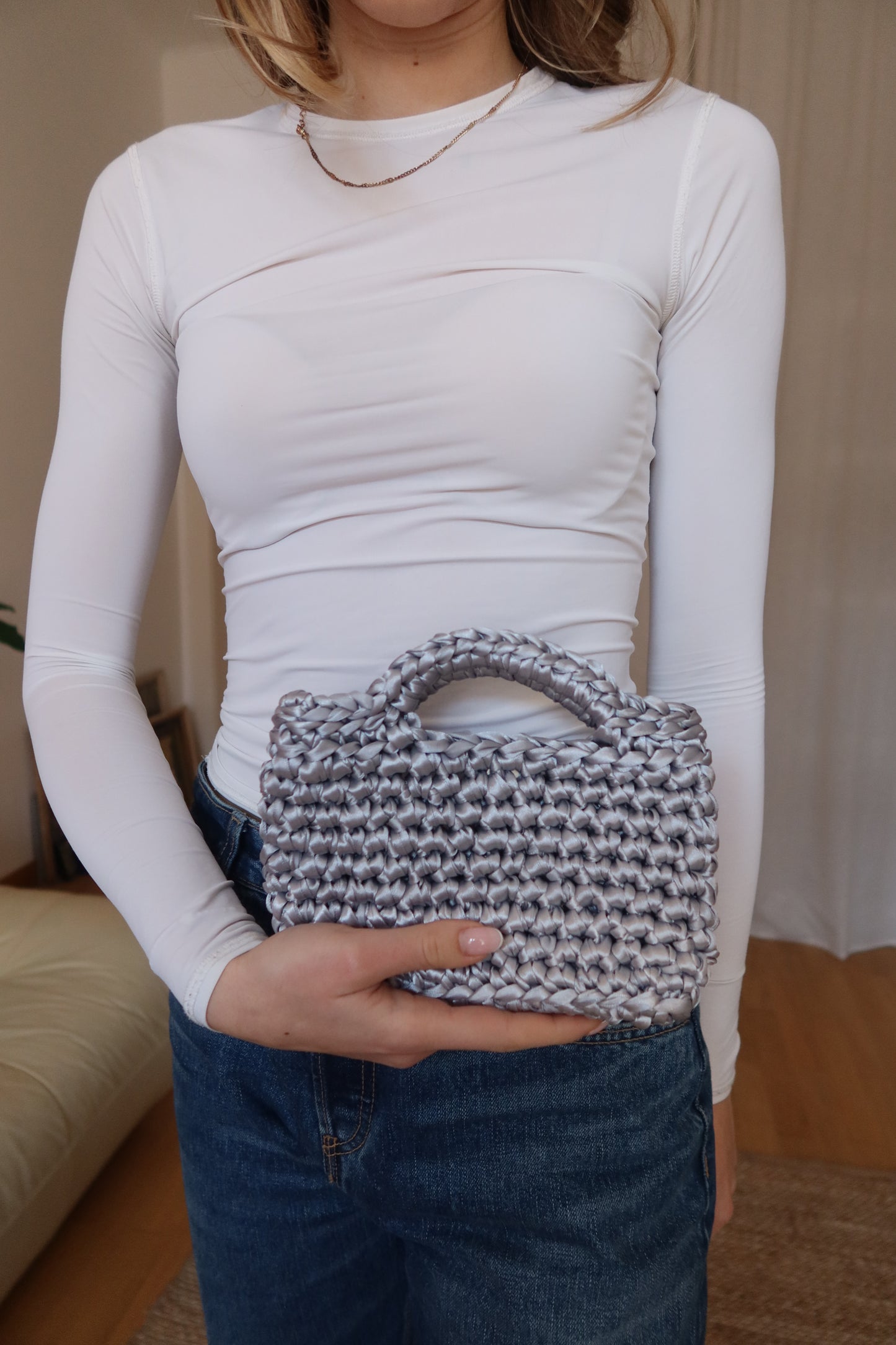 Crochet mini košík - stříbrný