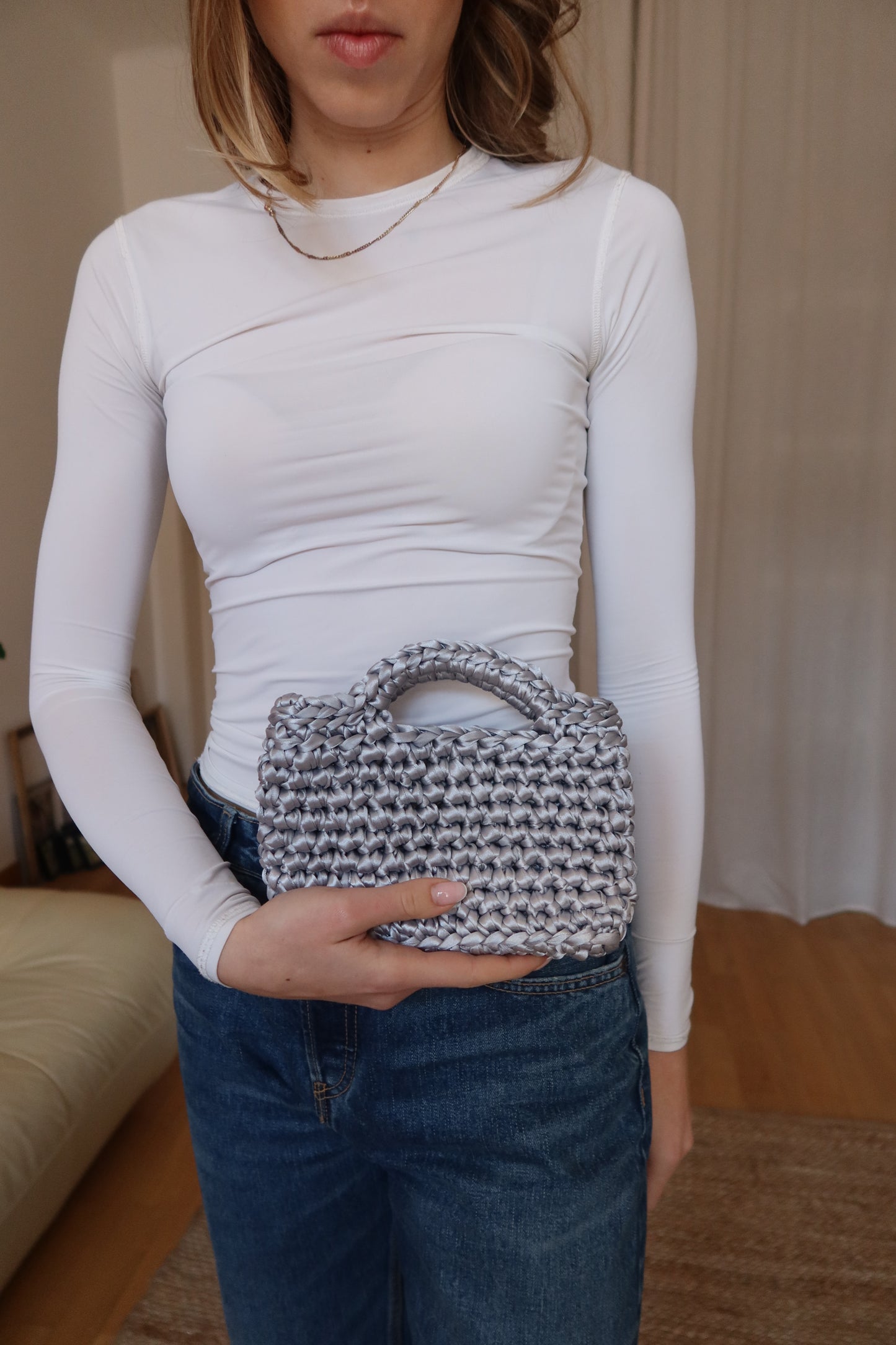 Crochet mini košík - stříbrný