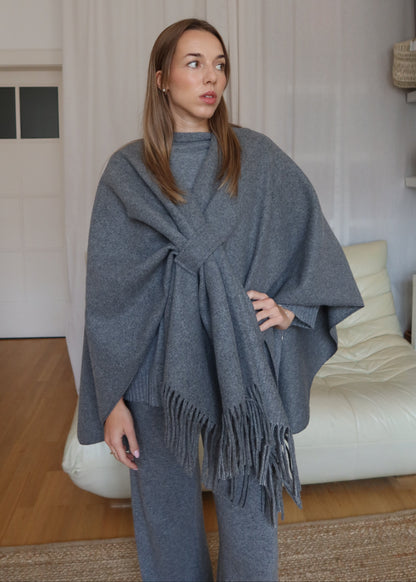 RUBI poncho