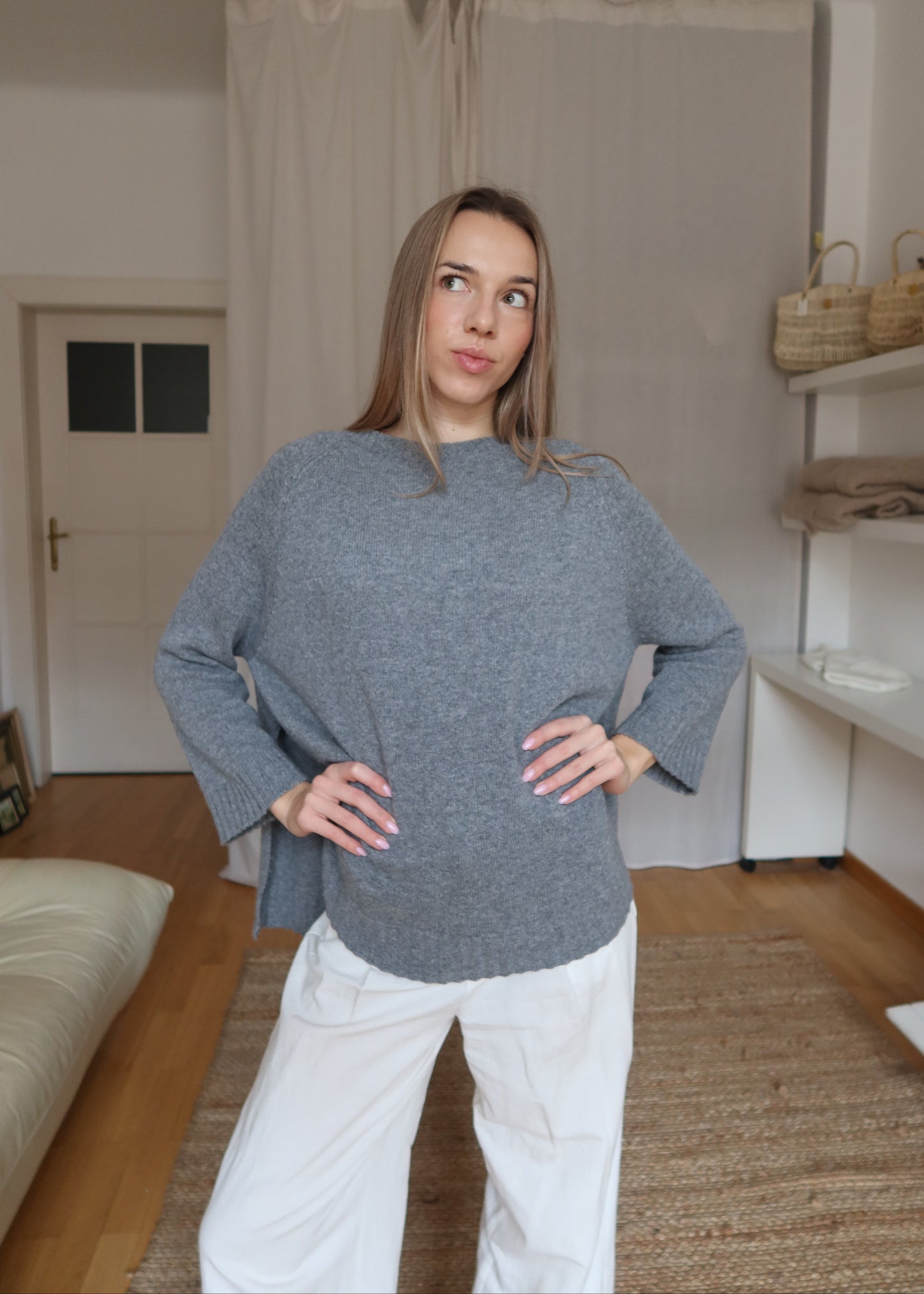 IRIS svetr