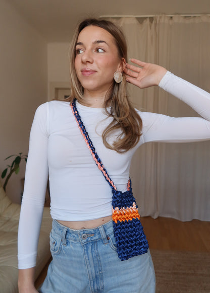 Crochet phone case - modro/oranžová