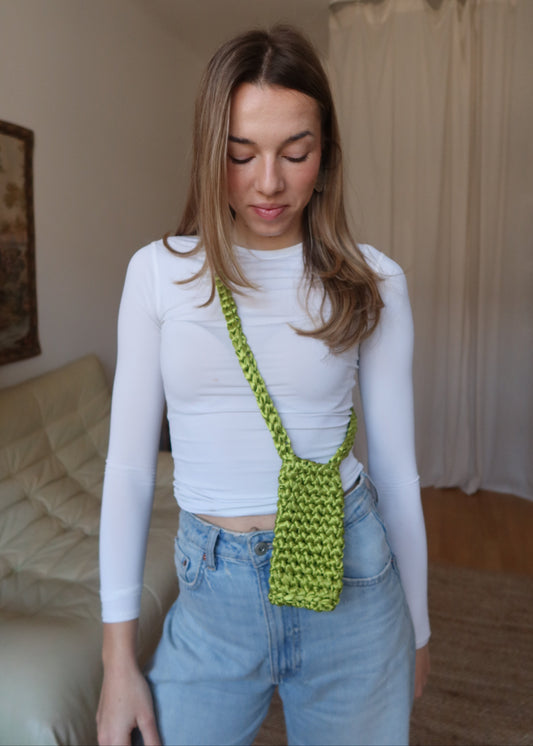 Crochet phone case - limetka